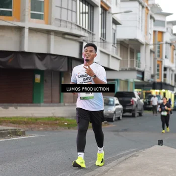 Runner Photo 7992766