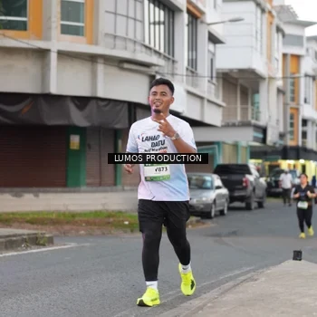 Runner Photo 7992769