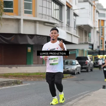 Runner Photo 7992772