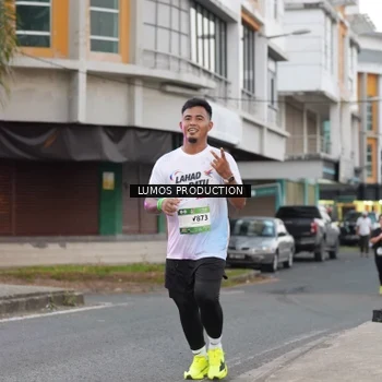 Runner Photo 7992773