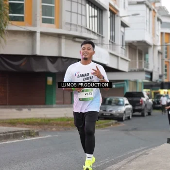Runner Photo 7992774
