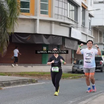 Runner Photo 7992799
