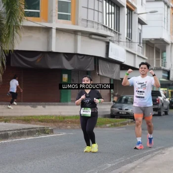 Runner Photo 7992800