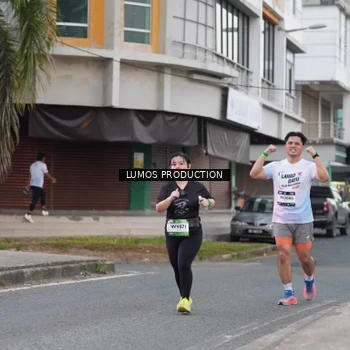 Runner Photo 7992805