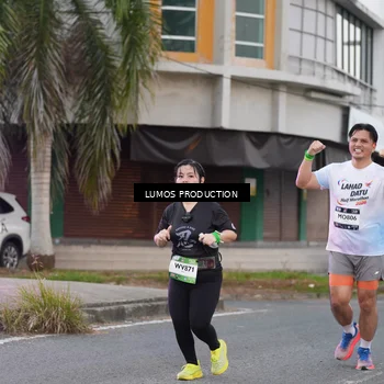 Runner Photo 7992809