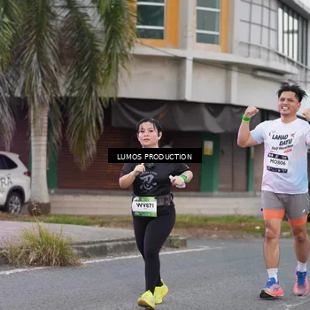 Runner Photo 7992811