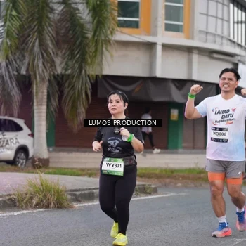 Runner Photo 7992816