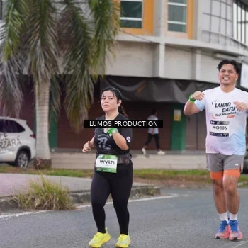 Runner Photo 7992820