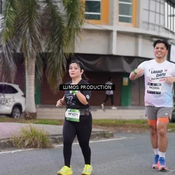 Runner Photo 7992821