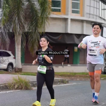 Runner Photo 7992824