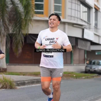Runner Photo 7992830
