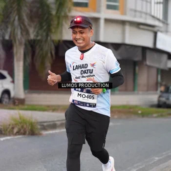 Runner Photo 7992853