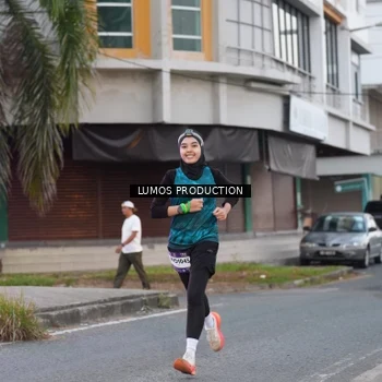 Runner Photo 7992860
