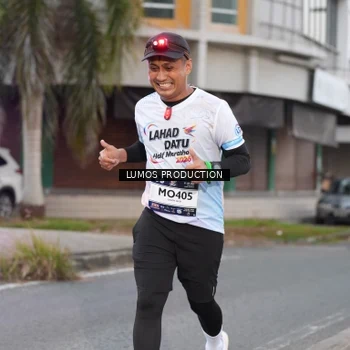 Runner Photo 7992864