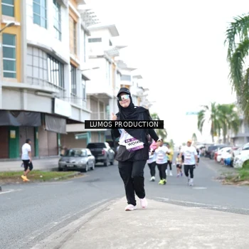 Runner Photo 7993045
