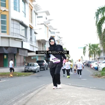 Runner Photo 7993047