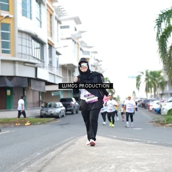 Runner Photo 7993053