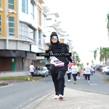 Runner Photo 7993057