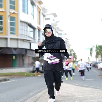 Runner Photo 7993067