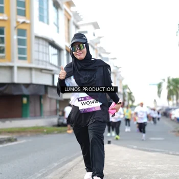 Runner Photo 7993073
