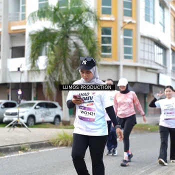 Runner Photo 7993273