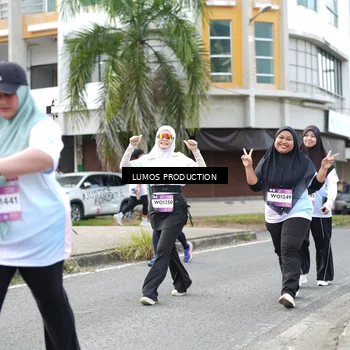 Runner Photo 7993331