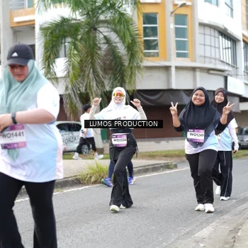 Runner Photo 7993338