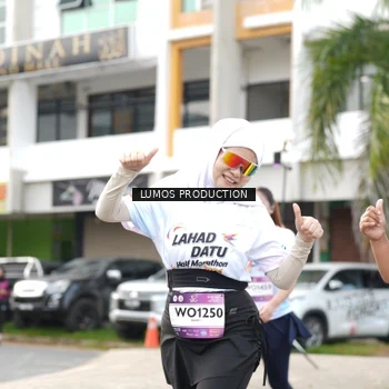Runner Photo 7993353
