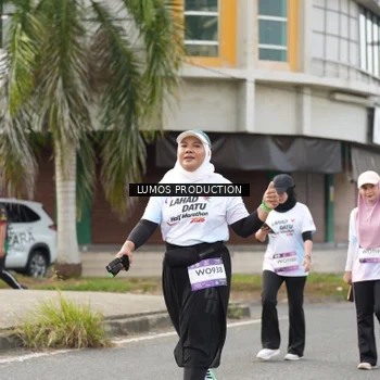Runner Photo 7993378