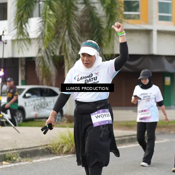 Runner Photo 7993379