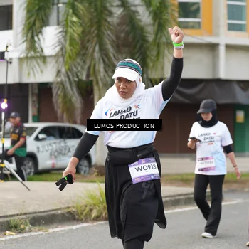 Runner Photo 7993382