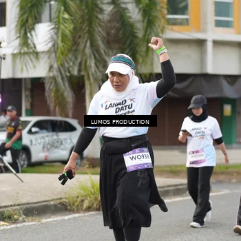 Runner Photo 7993383