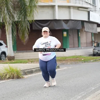Runner Photo 7993413