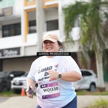 Runner Photo 7993433