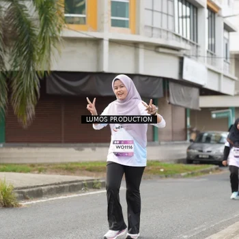 Runner Photo 7993446