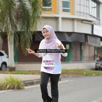 Runner Photo 7993468