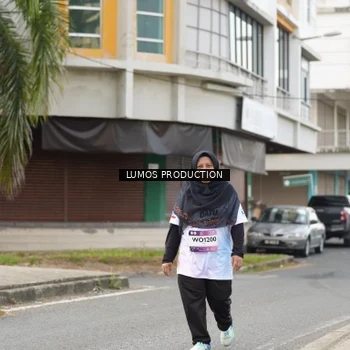 Runner Photo 7993481