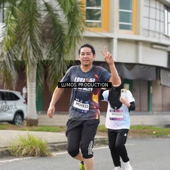 Runner Photo 7993486