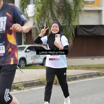 Runner Photo 7993502