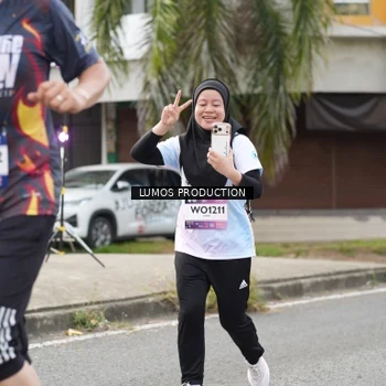 Runner Photo 7993508