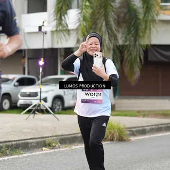 Runner Photo 7993510