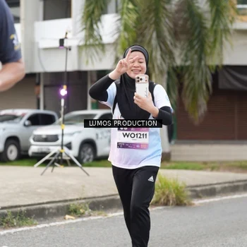 Runner Photo 7993512