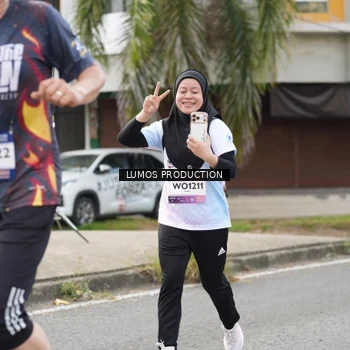 Runner Photo 7993513