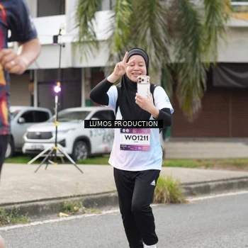 Runner Photo 7993514