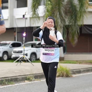 Runner Photo 7993515
