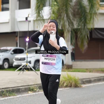 Runner Photo 7993518