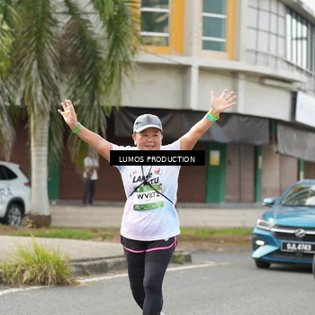 Runner Photo 7993530