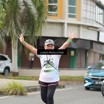 Runner Photo 7993535