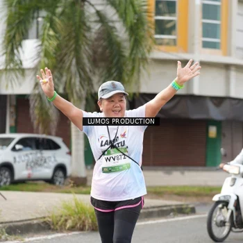 Runner Photo 7993539