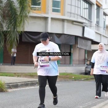 Runner Photo 7993571